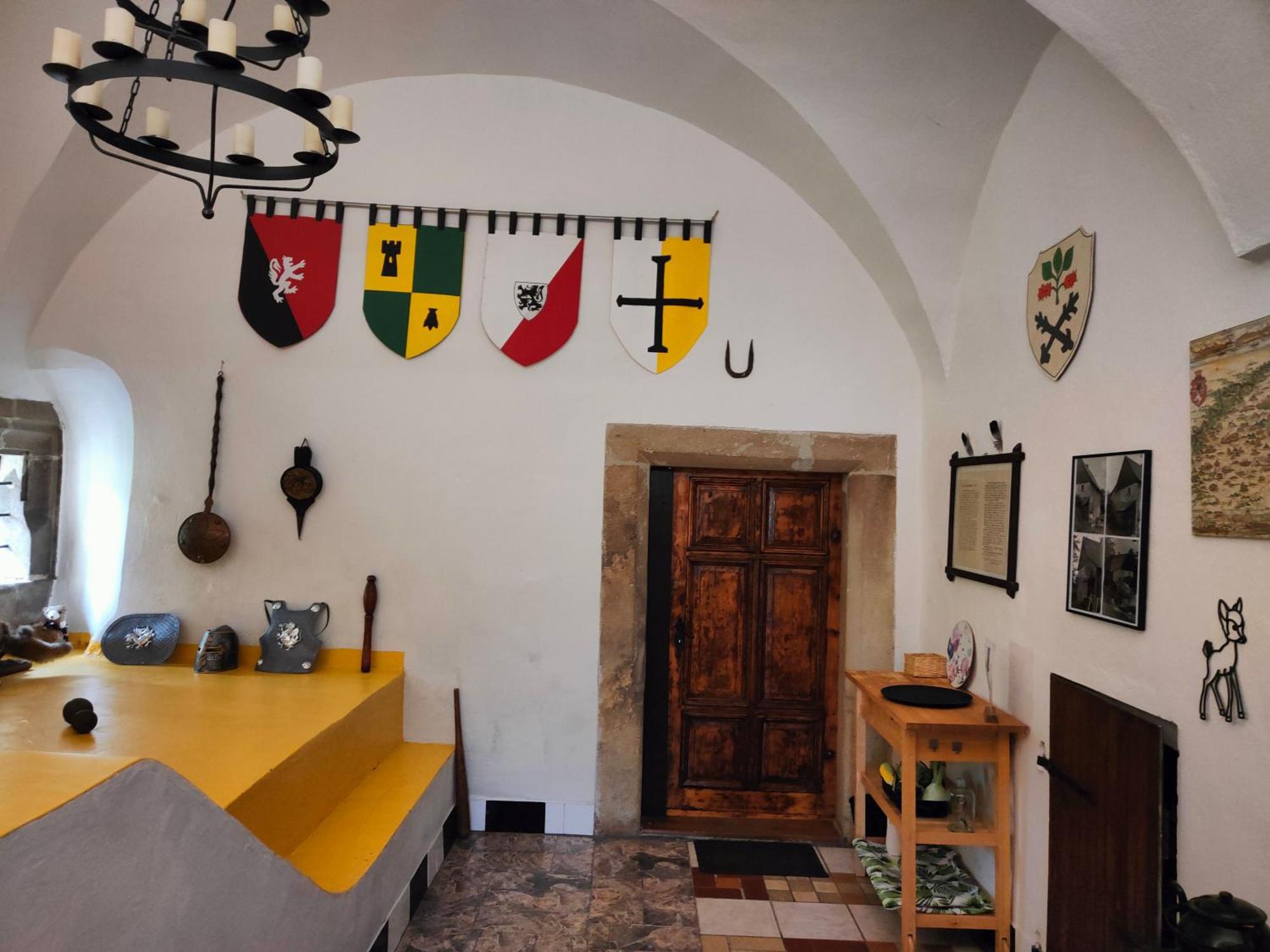 Bed And Breakfast Tvrz Velka Bukovina Экстерьер фото